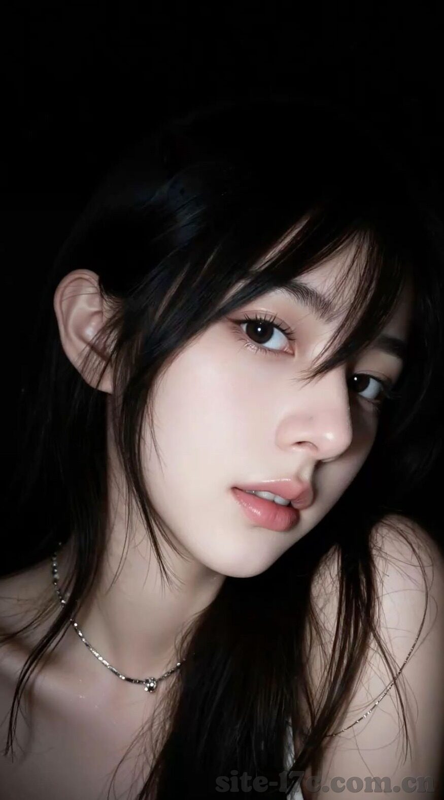 麻豆传媒美女-麻豆传媒背后的多元视角，解析网络美学与艺术创作的当代形式