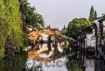 人妻荡铺-人生舞台上的细腻笔触，人妻荡铺的微妙世界